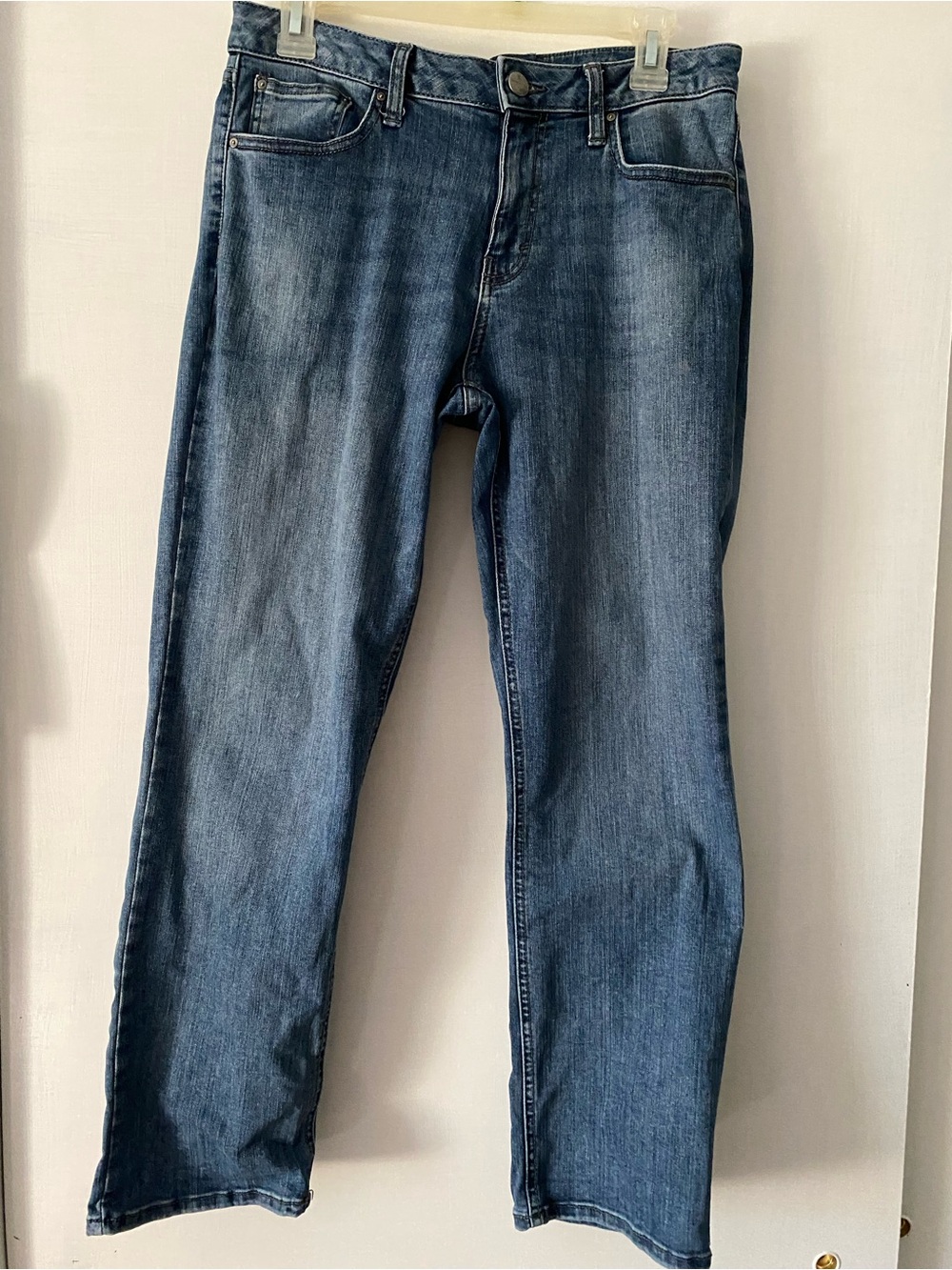 Daily Ritual Women’s Straight Jeans — Blue Wash